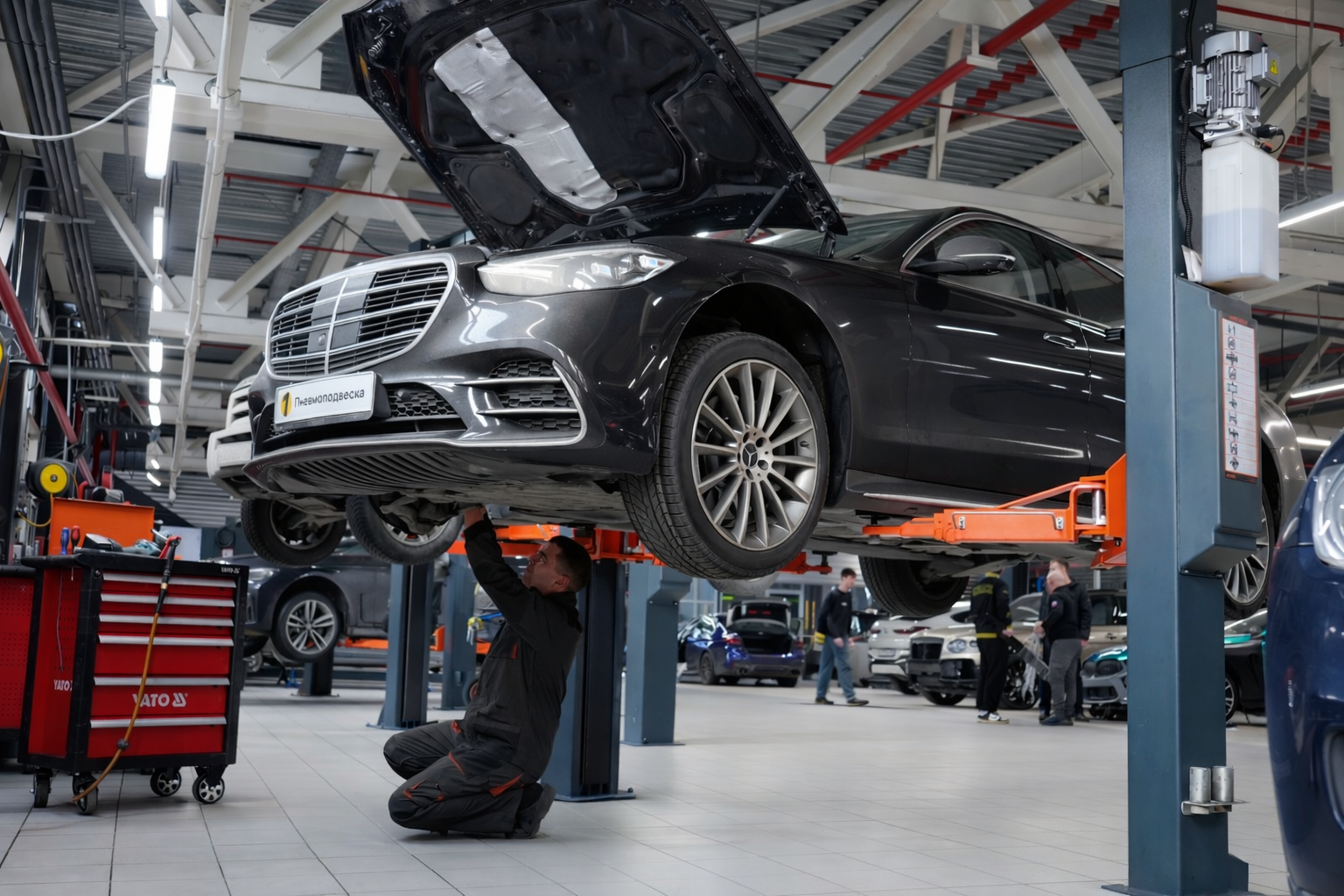 Mercedes-Benz W223 — ремонт пневмоподвески